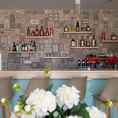 Ξενοδοχείο Elafonisos Resort 3*