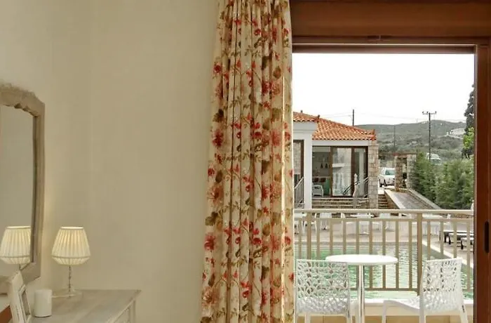 Elafonisos Resort Hotel 3*